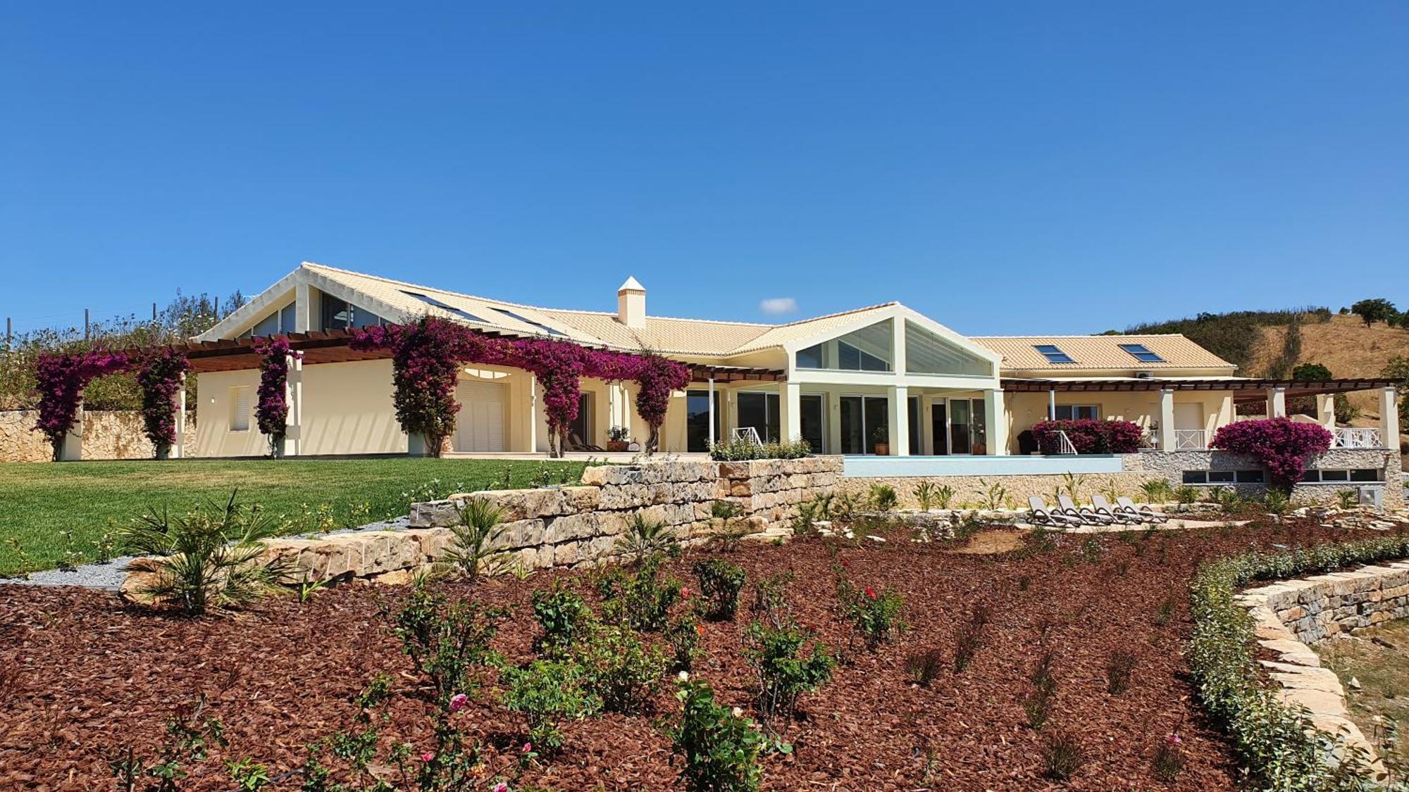 Quinta Das Flores Apart-hotel